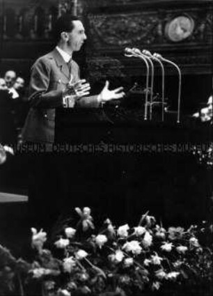 Joseph Goebbels eröffnet die Leipziger Messe