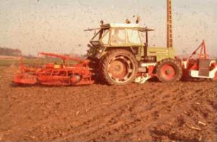 Fotografie: Ernteverfahren, Zuckerrübe, Zweiphasiges Ernteverfahren