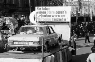 Freiburg: Rosenmontagsumzug
