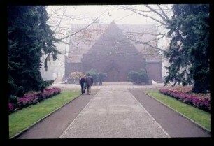 Trauerhalle 6.11.83.