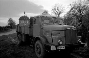 Moritzburg bei Dresden mit Ifa H6