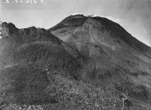 Aktiver Vulkankegel : Blick auf den Volcán de Fuego de Colima, aktivster Vulkan Mexikos