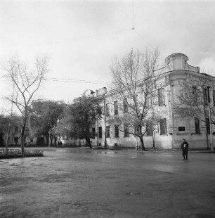 Auf Lenins Spuren : Uljanowsk. Lenin-Gedenkstätte, Gymnasium