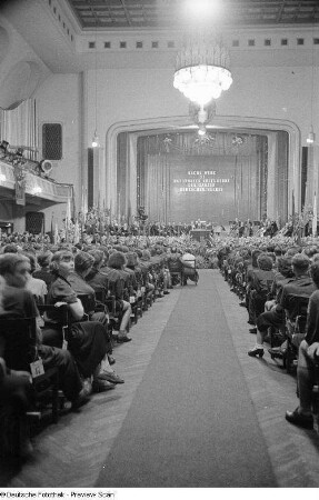 Podium und Publikum der Bachfeier