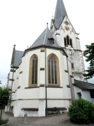 Daxweiler-Ansicht von Osten mit spätgotischem Chor sowie Kirchturm (Turmkern romanisch mit Neugotischer Glockenstube)