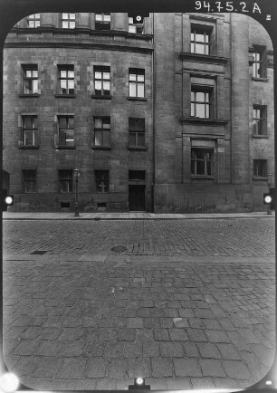 Dresden-Altstadt, Augustusstraße 2. Ständehaus (1901-1907; P. Wallot). Ostseite (Teilansicht) von der Brühlschen Gasse