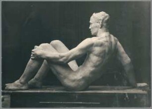 Ruhender Mann II, 1939/42, Gips