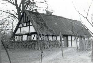 Altes Bauernhaus in Steinölsa : Stary tykowany burski dom w Kamjentnej Wólšince (pola Niskeho)