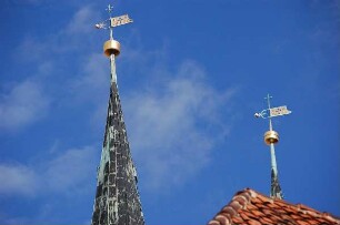 Quedlinburg - Kirchturmspitze : Kirchturmspitzen Nikolaikirche in Quedlinburg, aufgenommen 2006