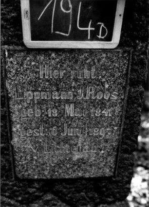 Grabstein 194 (Index: 100112218) Material: Granit Zustand: gut Maße HxBxT: 160x50x20 cm Beschreibung: Obelisk, Sockel, rustica: Grabstein 194D (?)