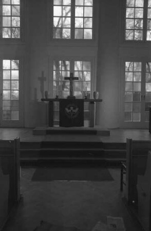Einweihung der Paul-Gerhardt-Kirche im ehemaligen Stephanienbad in Beiertheim.