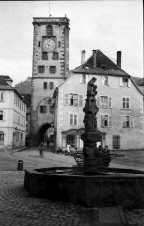 Rappoltsweiler, Ribeauvillé: Brunnen am Marktplatz