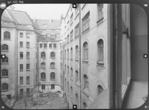Neues Rathaus, Stadthaus