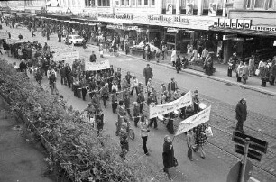 Demonstration der "Mieterinitiative Oberreut-Feldlage" gegen die Mietpreiserhöhungen für Sozialwohnungen in Oberreut