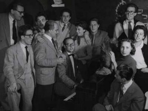 Ach, du liebe Freiheit!: Ensemble. 100x Stachelschweine; Donnerstag, den 26.11.1953