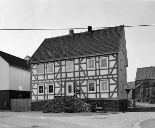 Wohnhaus; Lauterbach, Talstraße 29