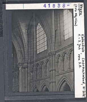 Noyon: Kathedrale, Innenraum, Chorhochwand, Nordseite, 1. bis 3. Joch von Südosten