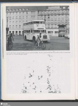 Vor dem Hotel „Astoria“
