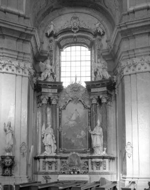 Altarblatt mit der Darstellung: Der heilige Johannes von Nepomuk.