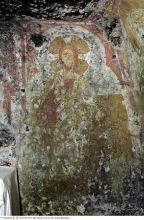 Freskendekoration: Segnender Christus, Kreuzigung Christi, Verkündigung, Madonna und Heilige, Altarwand rechts: Segnender Christus