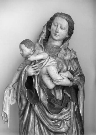 Schreinfiguren des früheren Hochaltars des Freisinger Doms — Mutter Gottes mit Kind