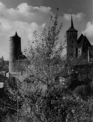 Bautzen. Blick auf Alte Wasserkunst und Michaeliskirche