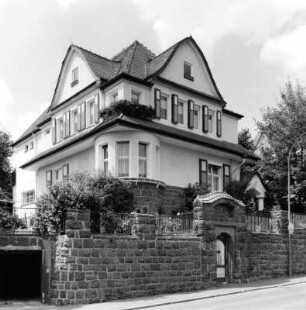Wohngebäude (Wohnhaus); Alsfeld, Schwabenröder Straße 22