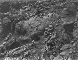 Gestein : Bodenerosion bei vegetationsfreiem Granulitboden.