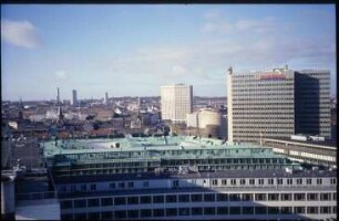 Kopenhagen, Scandig Hotel : Blick vom Radisson Collection Royal Hotel auf Scandig Hotel.