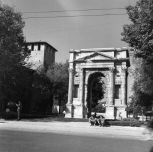 Verona. Arco dei Gavi (1/50; Vitruvius Pollio / Abbruch 1796/1815, Wiederaufbau 1932)