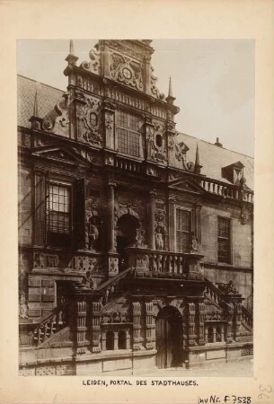 Stadhuis (Rathaus), Leiden: Ausschnitt der Renaissancefassade