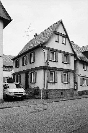 Wohnhaus; Oberursel, Eppsteiner Straße 25