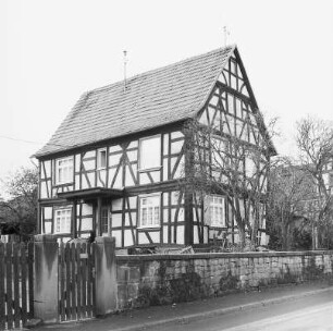 Hofanlage; Büdingen, Orleshäuser Hauptstraße 38