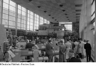 Maschinen auf der Leipziger Herbstmesse 1954