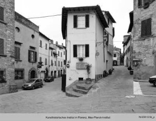 Piazza Servanni & Piazza Ser Vanni, Lucignano (Arezzo)