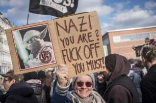 Hamburg, Pferdemarkt, Schanzenviertel, St. Pauli. 24.03.2019. Schüler der Ida-Ehre Schule dmonstrieren gegen Bespitzelung durch die AFD. Di Rechtspartei hatte Schüler aufgefordert, kritische Lehrer zu melden