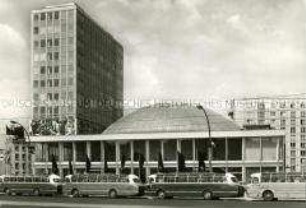 Haus des Lehrers und Kongresshalle in Berlin