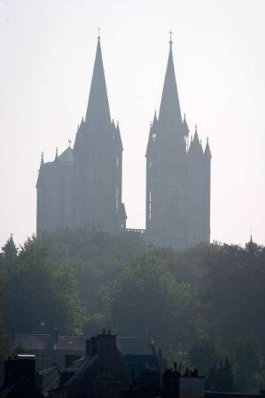 Frankreich. Basse Normandie. Manche. Coutances. Kathedrale im Gegenlicht