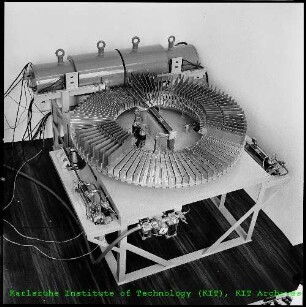 Probenwechsler im Institut für Neutronenphysik und Reaktortechnik (INR)