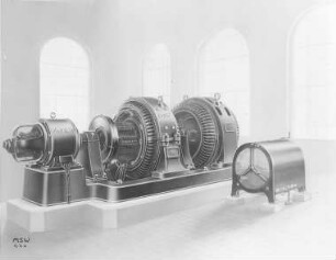 Drehstrom-Gleichstrom-Umformeraggregat: 900 kW, 360 Volt, 590 Umdrehungen pro Minute (Maffei-Schwartzkopff-Werke GmbH) : Technikgeschichte | Elektrotechnik | Umwandlung und Fortleitung elektrischer Energien | Umformer und Gleichrichter