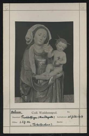 Madonna (Detail) Standort: Trochtelfingen (Haidkapelle) Höhe: 1,27 m
