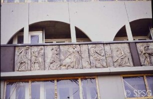 Berlin, Spandauer Damm, von Johann Gottfried Schadow geschaffenes Münzfries.
