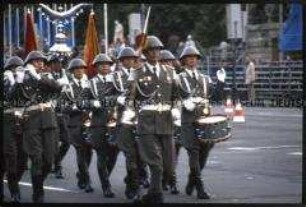 Berlin, NVA-Parade, 7. Oktober 1989