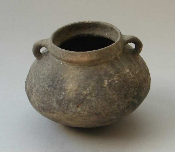 Clay vessel