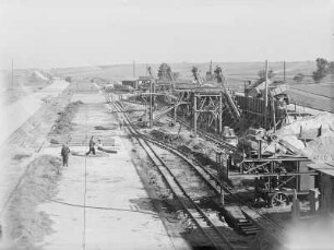 Dresden, Betonherstellung für den Autobahnbau zwischen Dresden-Nord und Hellerau
