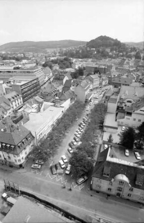 Lörrach: Blick vom Hochhaus auf Altstadtdächer und Marktplatz