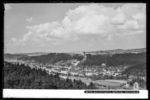 Bad Schandau, Ansicht der Stadt zwischen Eisenbahnbücke und Kirnitzschmündung