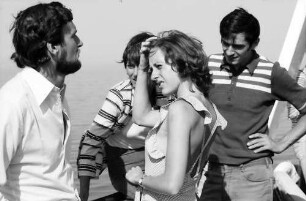 26. Tagung 1976 Physiker; Aufbruch zur Mainau: Sich Sonnende auf Deck