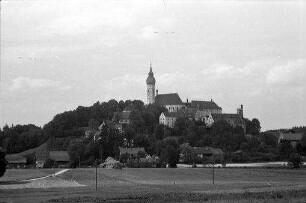 Andechs: Kloster Gesamtansicht, von Nordosten