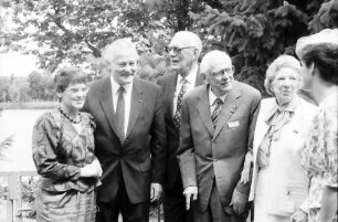 40. Tagung 1990 Mediziner: Gruppen mit Parlamentspräsidentin Rita Süssmuth, Ministerpräsident Streibel, Graf Lennart Bernadotte, Adolf Butenandt, Frau Butenandt, Gräfin Sonja Bernadotte